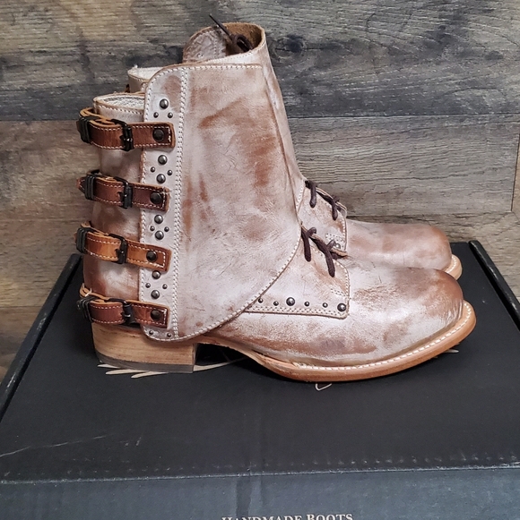 Freebird Rynne Taupe distressed leather flat booties size 7 - Picture 2 of 8